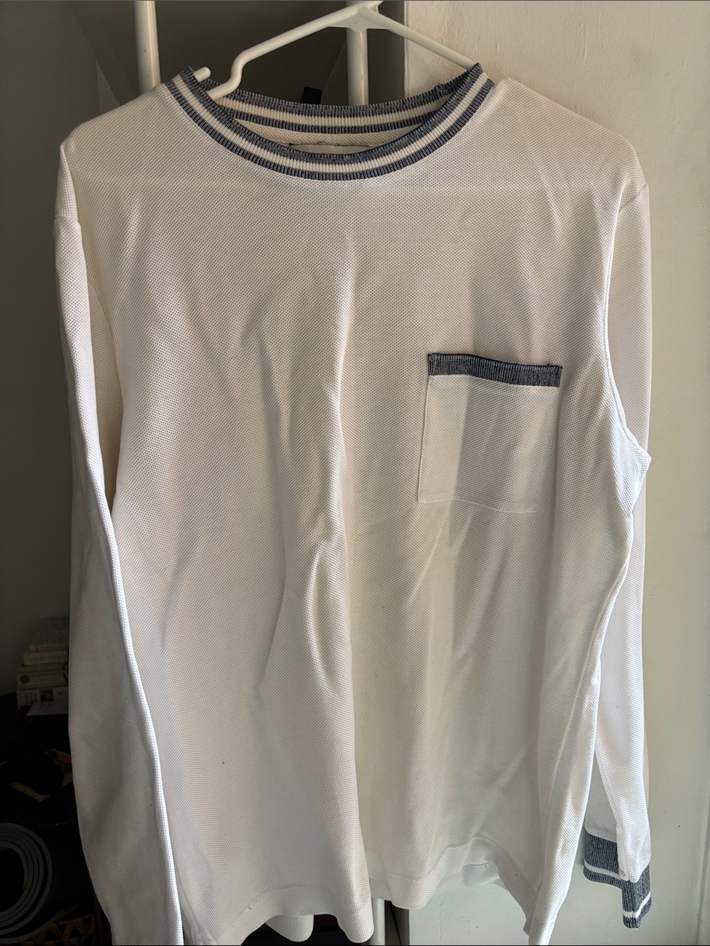 Club Monaco White Long-Sleeve Pocket Tee with Navy Trim